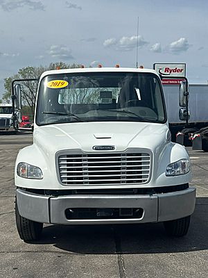 2019 Freightliner M2 106