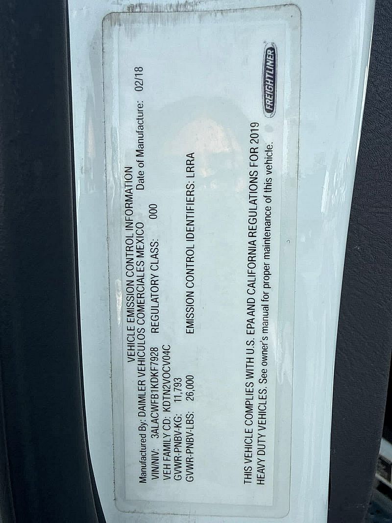 2019 Freightliner M2 106