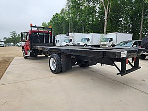 2019 Freightliner M2 106