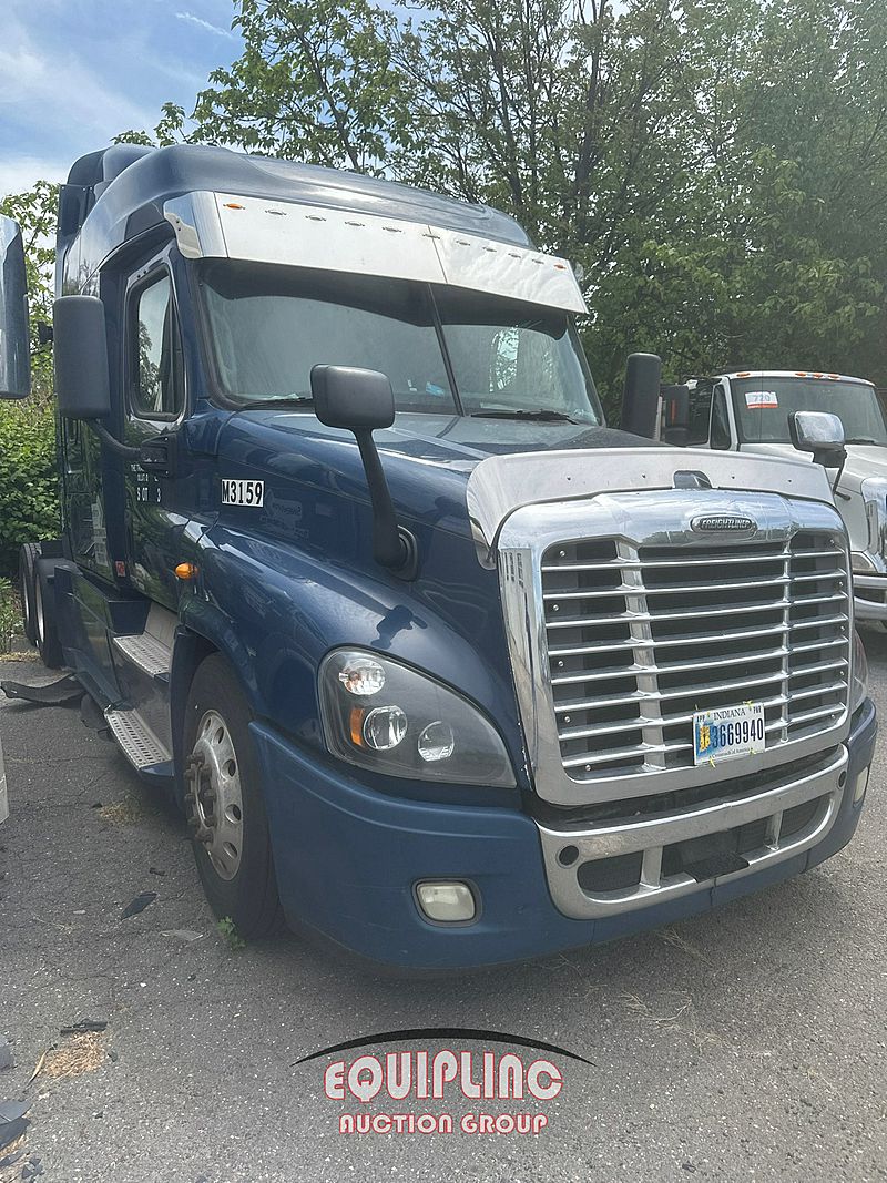 2014 Freightliner CASCADIA