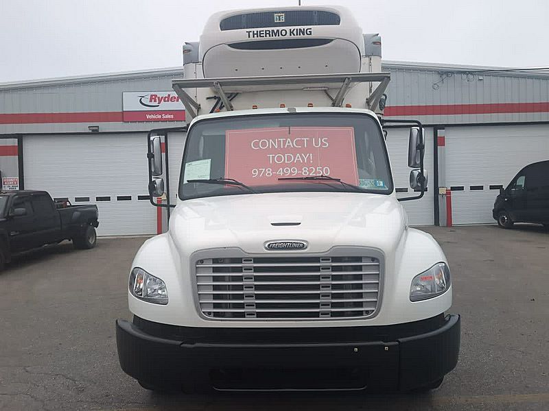 2019 Freightliner M2 106