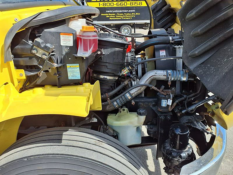 2019 Freightliner M2 106
