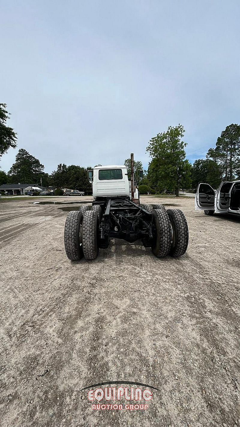 2000 Mack CH613