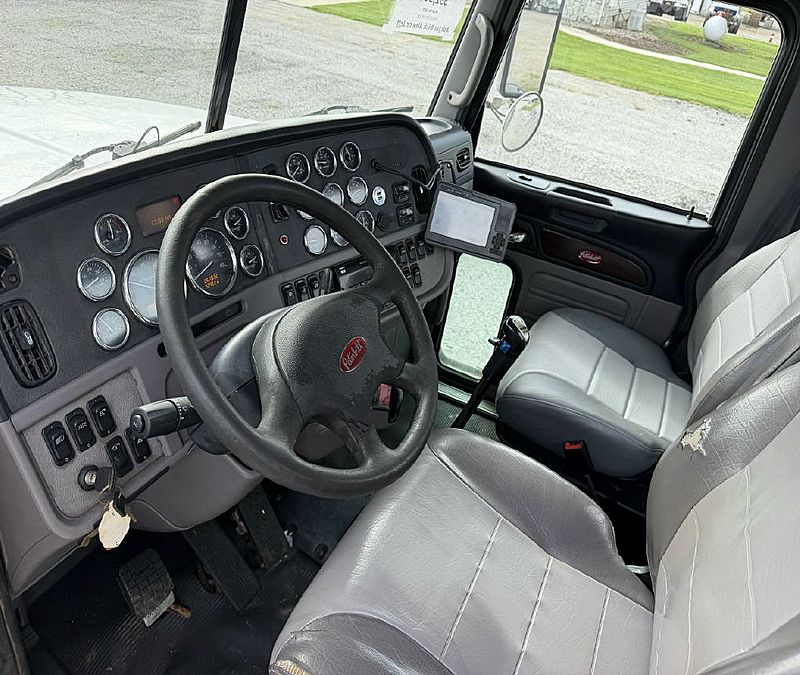 2016 Peterbilt 367