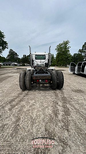 2005 Mack CH613