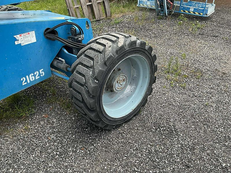2015 GENIE S-65