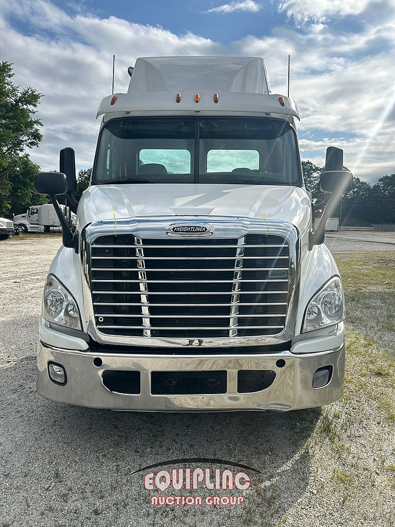 2016 Freightliner Cascadia