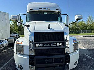 2020 Mack Anthem AN64T - Sleeper Truck