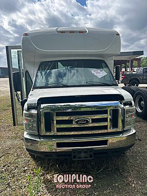2017 Ford E350 - Shuttle Bus