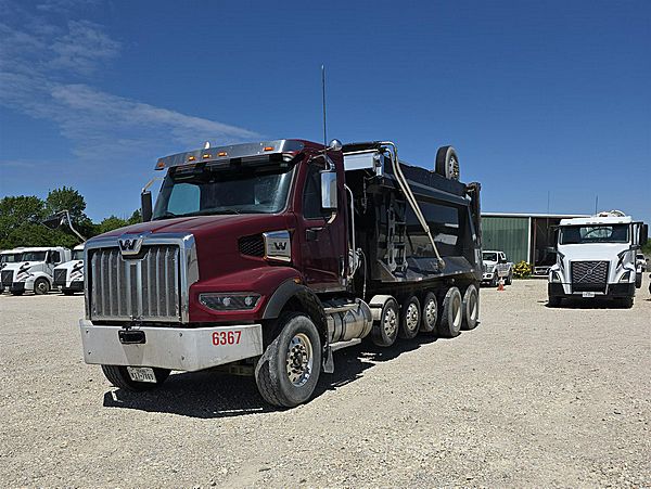 2024 Western Star 47X - Dump Truck