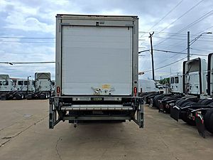 2020 Freightliner M2 106