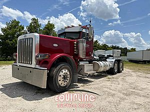 2016 Peterbilt 389 - Day Cab