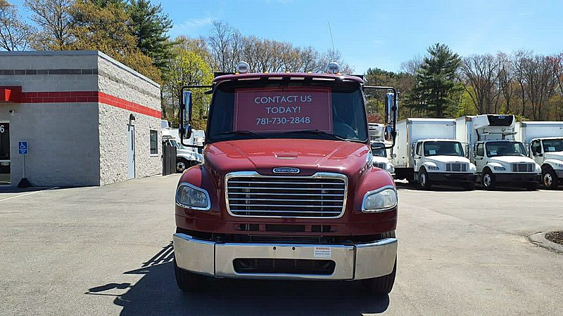2020 Freightliner M2 106