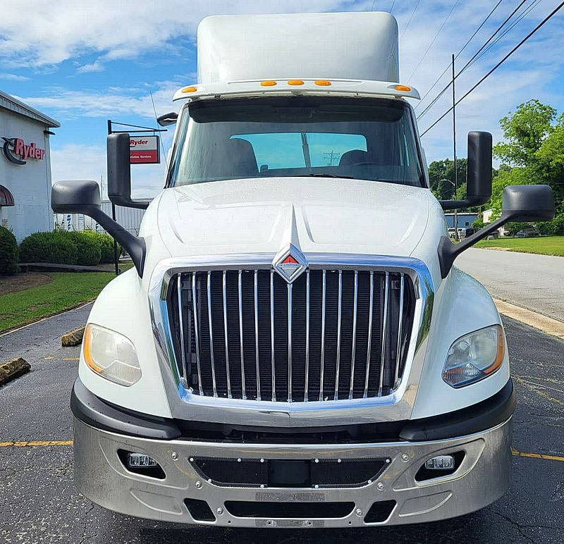 2020 International LT625