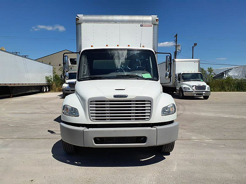 2017 Freightliner M2 106