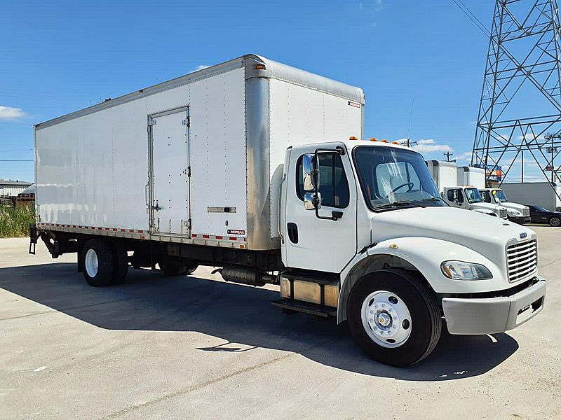 2017 Freightliner M2 106
