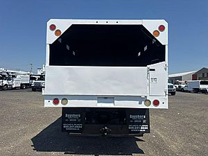2011 Freightliner M2