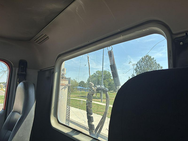 2005 Freightliner C112