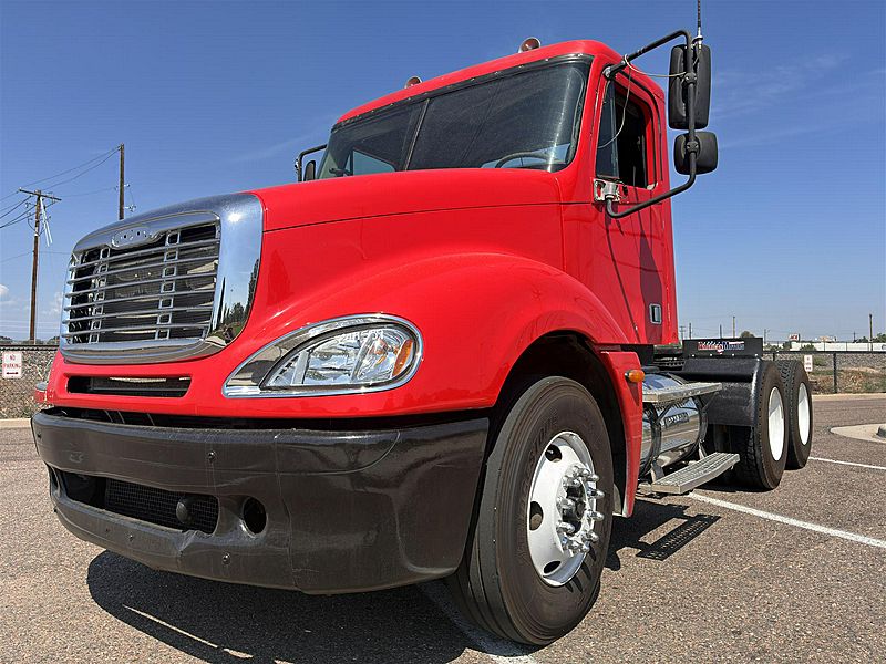 2005 Freightliner C112