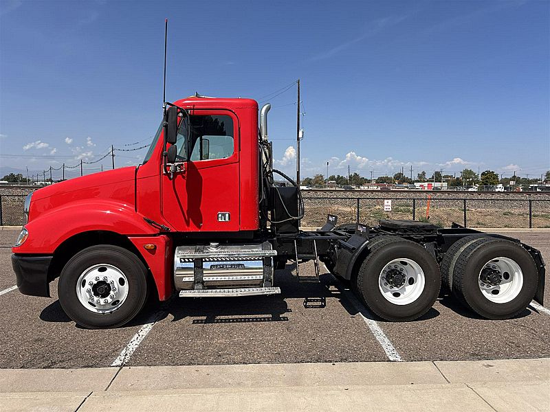 2005 Freightliner C112
