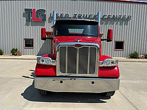 2022 Peterbilt 567 - Day Cab