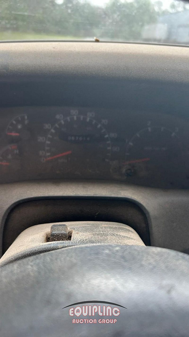 2000 Ford F650