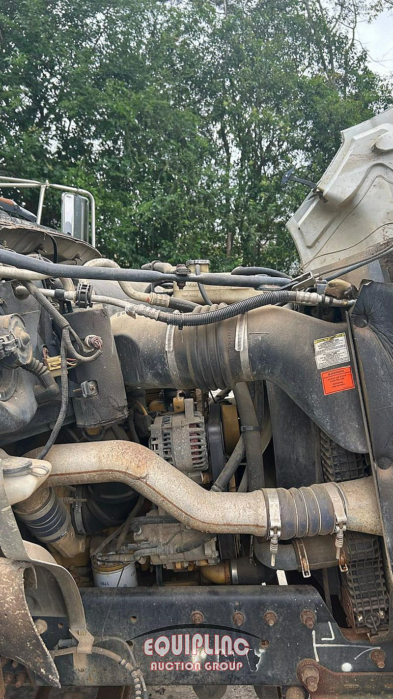 2000 Ford F650