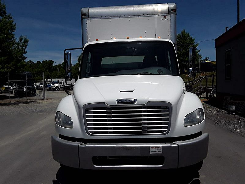 2017 Freightliner M2 106