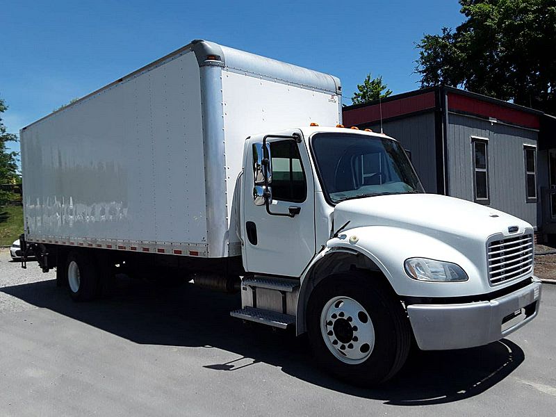 2017 Freightliner M2 106