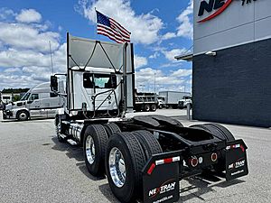 2022 Mack AN64T