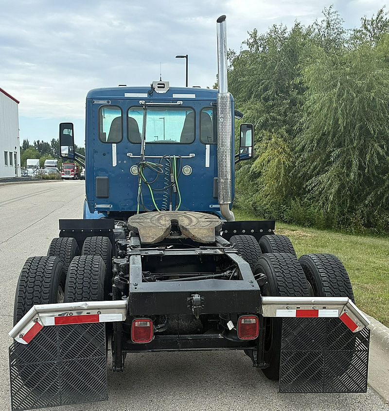 2016 Peterbilt 579
