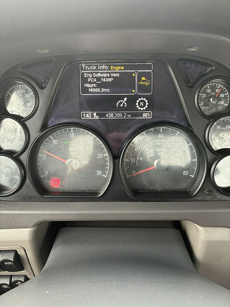 2016 Peterbilt 579