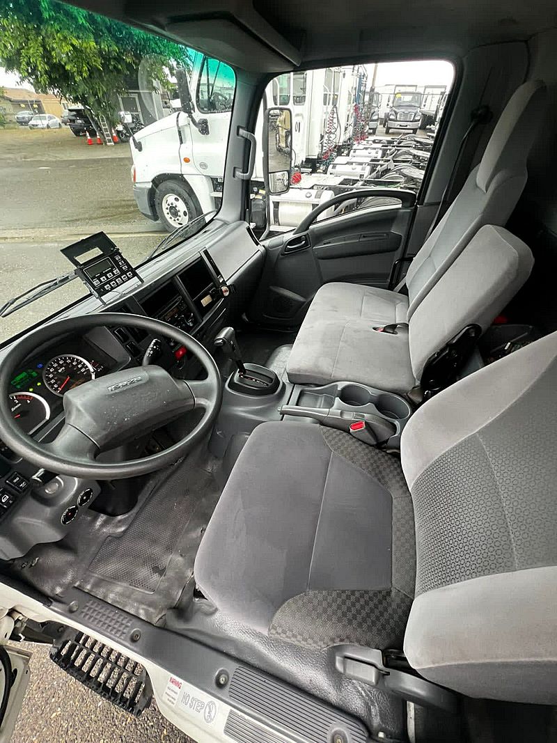 2017 Isuzu NPR