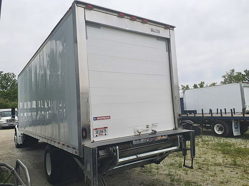 2019 Freightliner M2 106