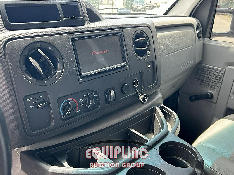 2018 Ford E350