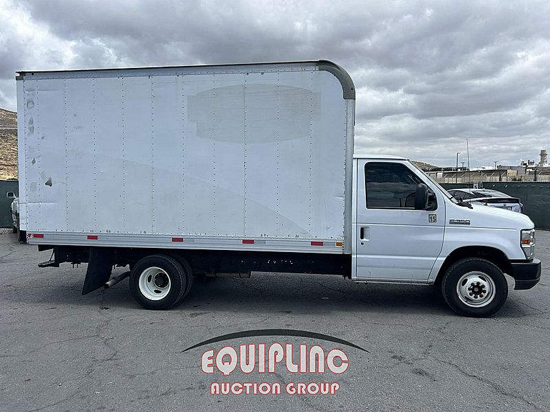 2018 Ford E350