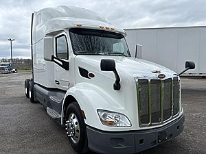 2021 Peterbilt 579
