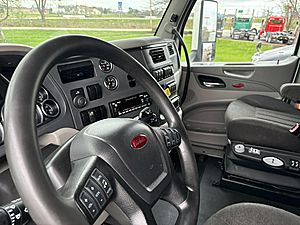 2021 Peterbilt 579