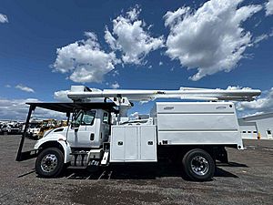 2017 International MA025 - Bucket Truck