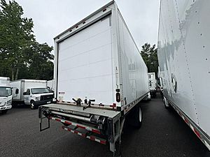 2019 Freightliner M2 106