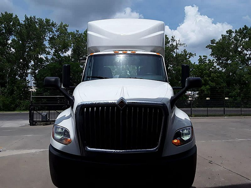 2022 International LT625