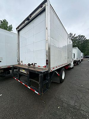 2020 Freightliner M2 106