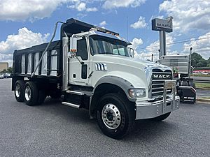 2024 Mack Granite GR64F - Dump Truck