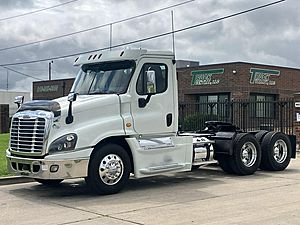 2016 Freightliner Cascadia 125 - Daycab