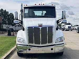 2016 Peterbilt 579 - Day Cab