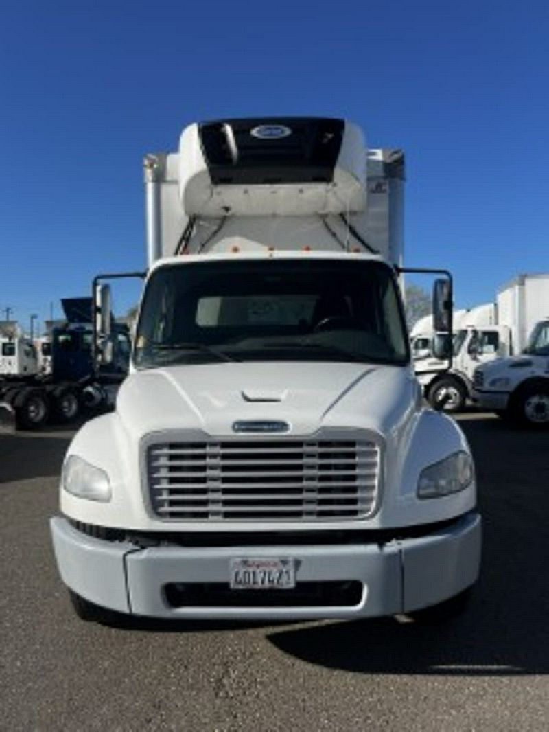 2017 Freightliner M2 106