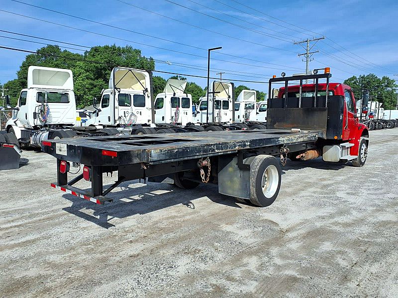 2019 Freightliner M2 106