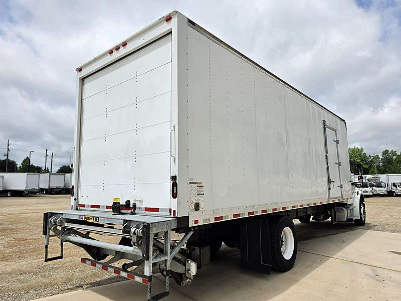 2020 Freightliner M2 106