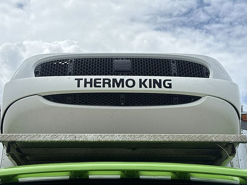 2020 Freightliner M2 106