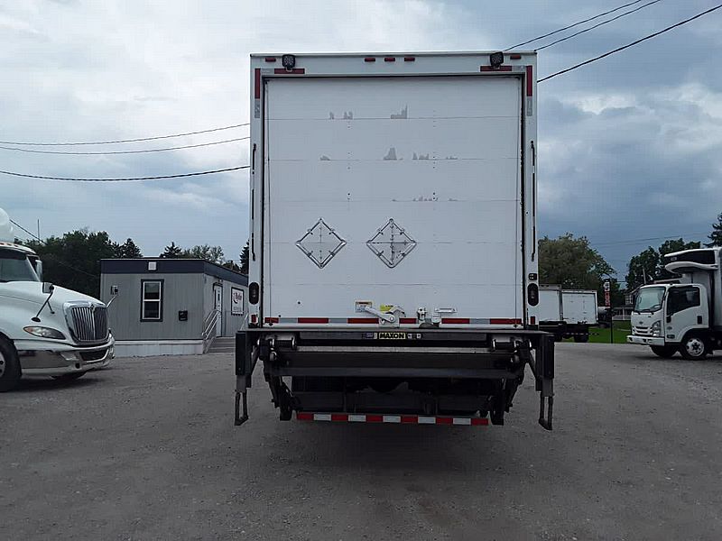 2023 Freightliner M2 106